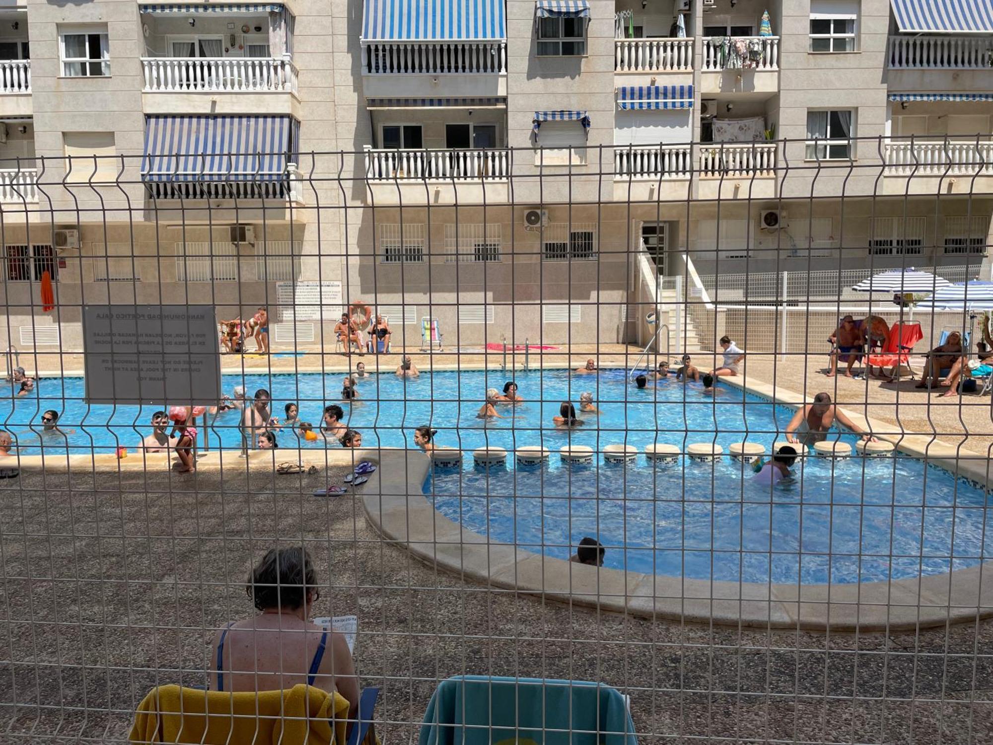 Luxury Beach Apartment Torrevieja Luaran gambar